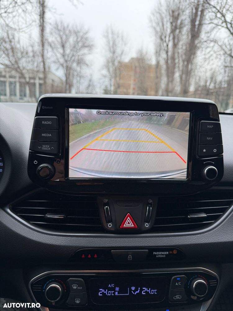 Hyundai i30 1.4 T-GDi 140CP 5DR Exclusive - 16