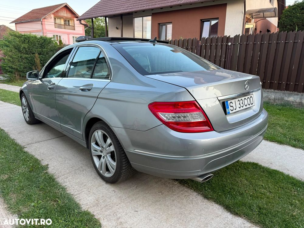 Mercedes-Benz C - 3