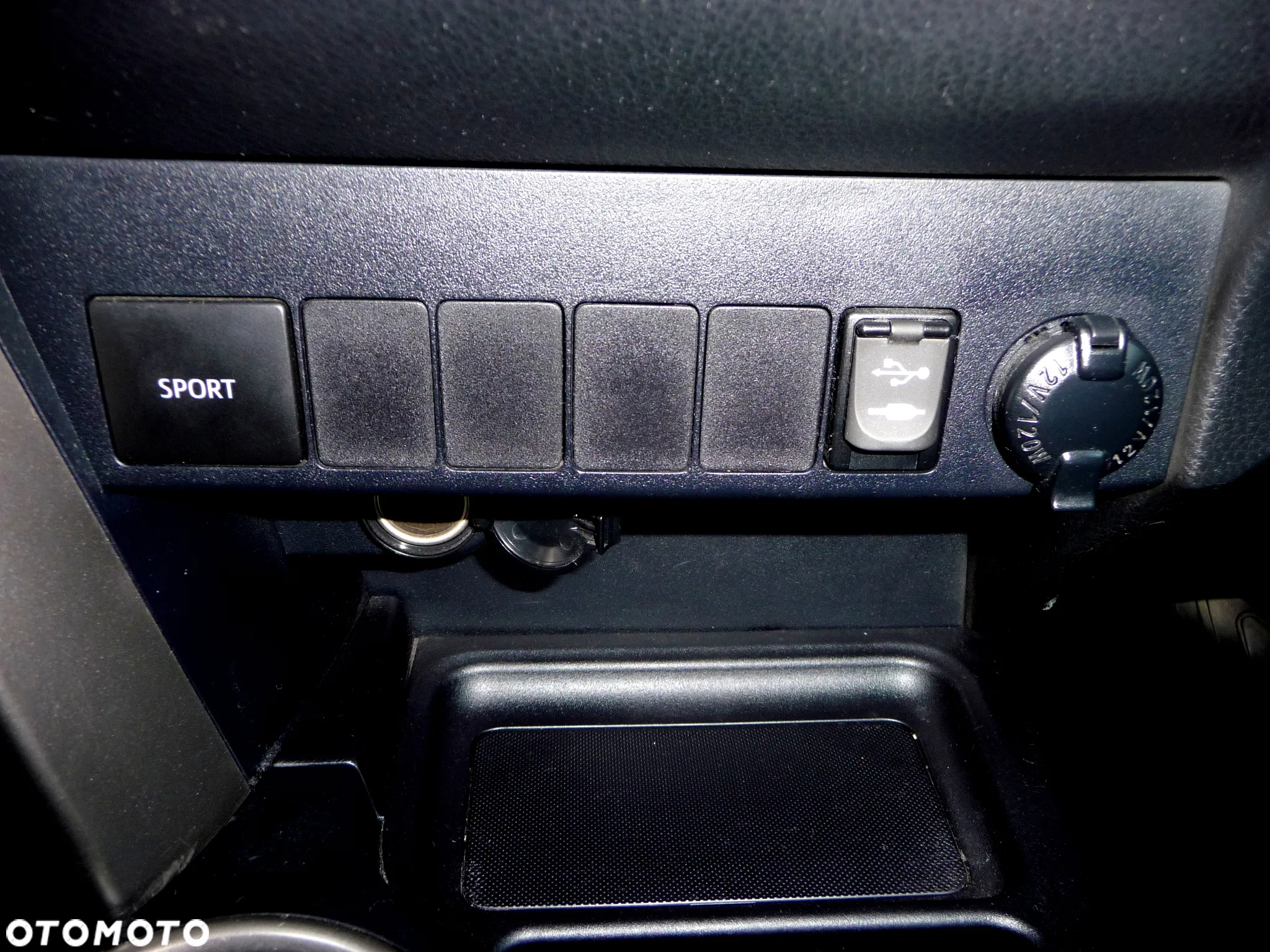 Toyota RAV4 2.0 D-4D Prestige - 30