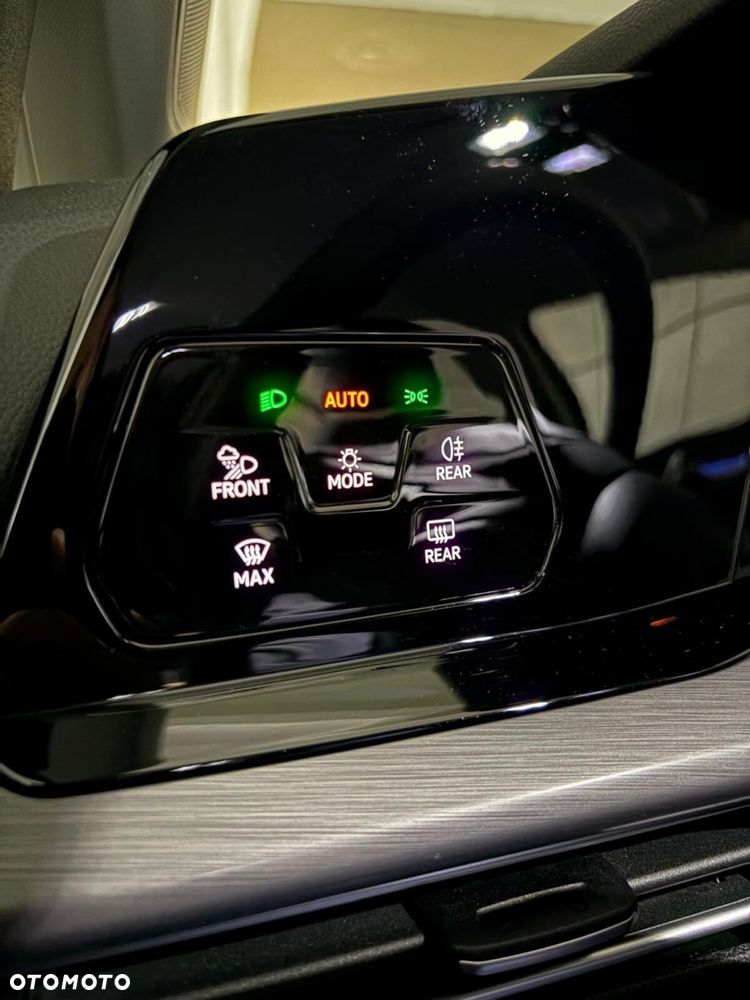 Volkswagen Golf - 13