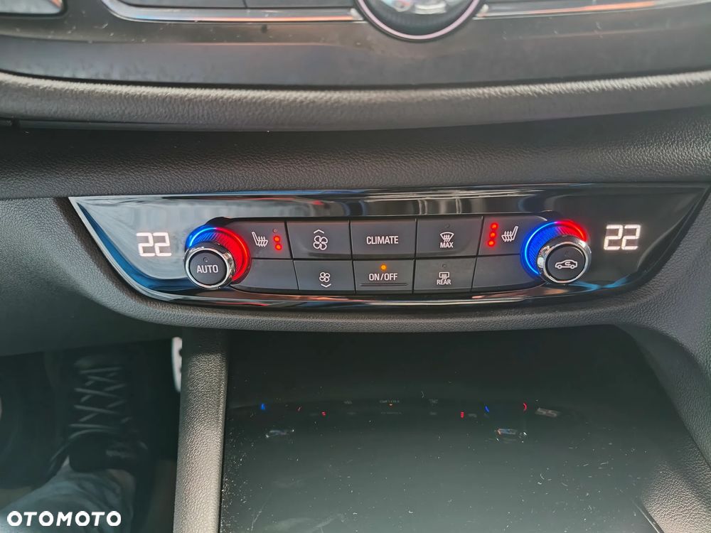 Opel Insignia 2.0 Exclusive - 32