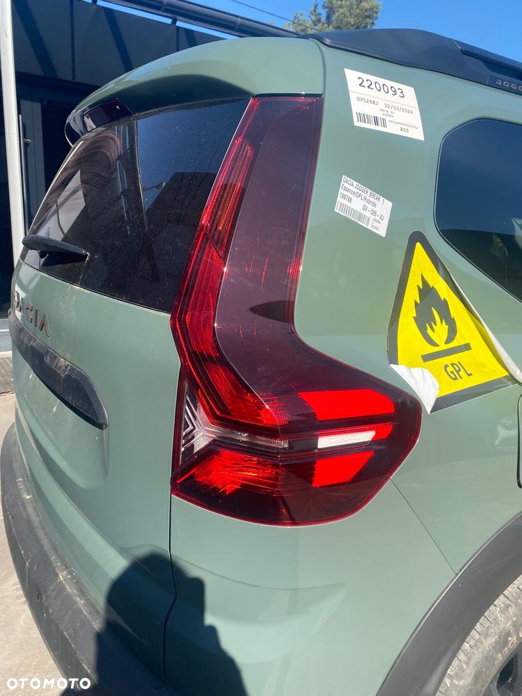 DACIA JOGGER IGŁA ! LIFT 2025r LAMPA TYLNA PRAWA PRAWY TYŁ TYLNIA - 2