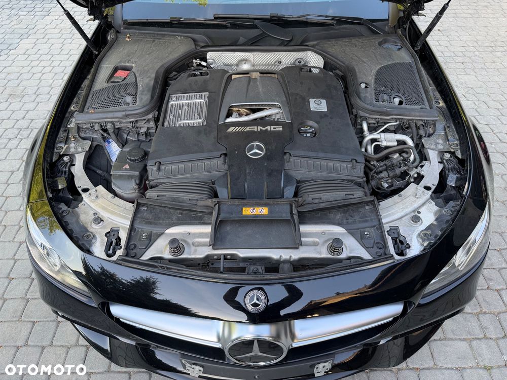 Mercedes-Benz Klasa E AMG 63 S 4Matic+ AMG Speedshift MCT-9G - 5