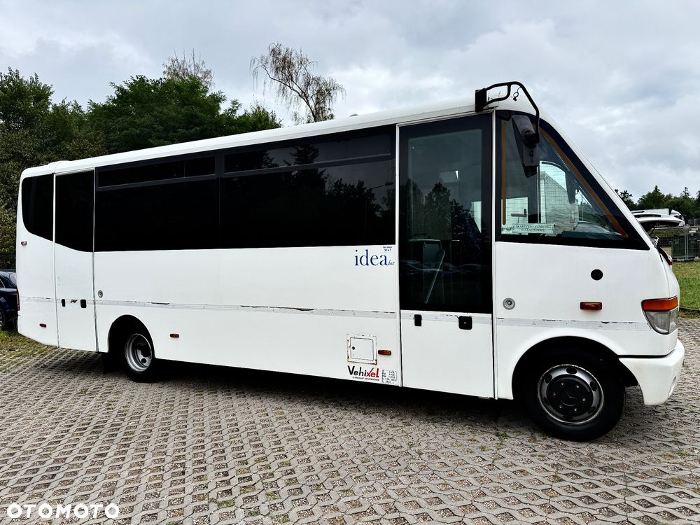 Mercedes-Benz Mediano 32+7 - 4