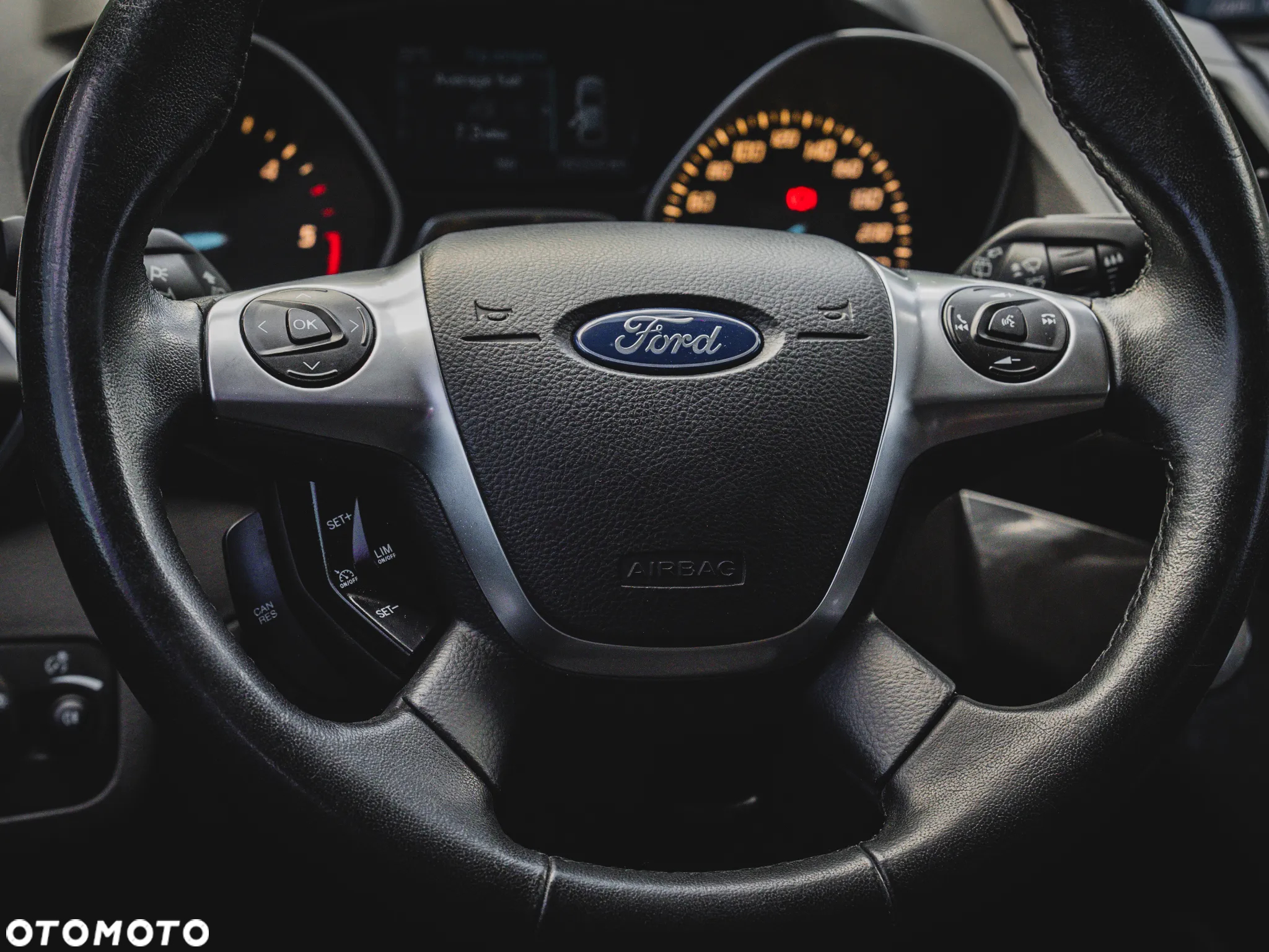 Ford Kuga 2.0 TDCi 2x4 Business Edition - 15