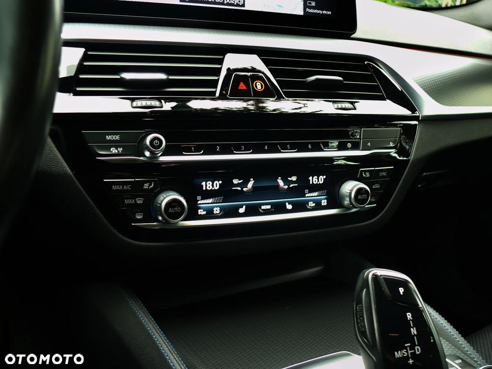 BMW Seria 5 520d M Sport sport - 18