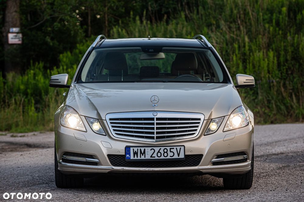 Mercedes-Benz Klasa E 350 CDI BlueEff - 16