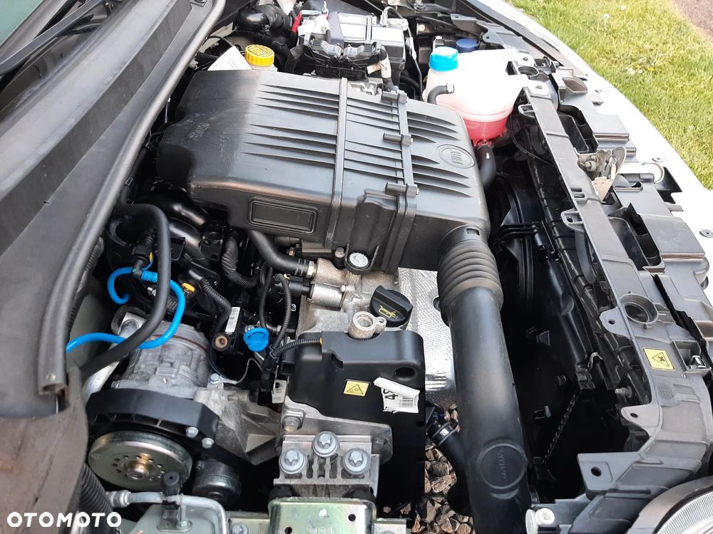 Fiat Punto Evo 1.2 8V Young II - 32