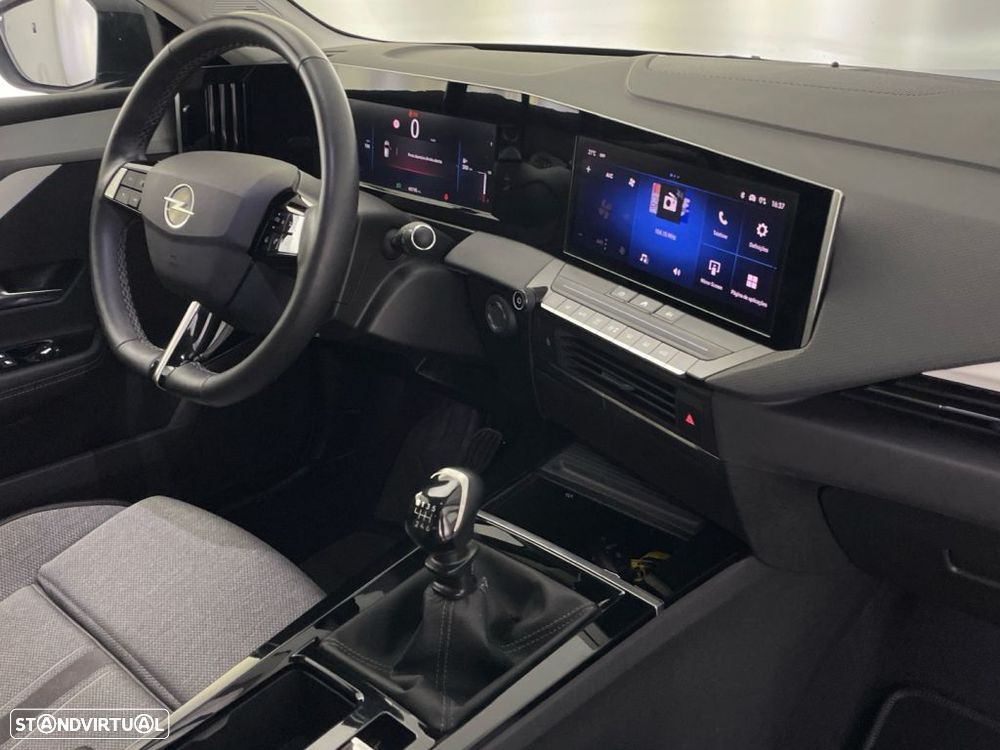 Opel Astra 1.5 D Elegance - 22