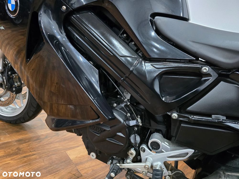 BMW F - 34