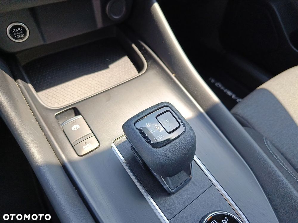 Nissan Qashqai 1.3 DIG-T MHEV 4x4 N-Connecta Xtronic - 16