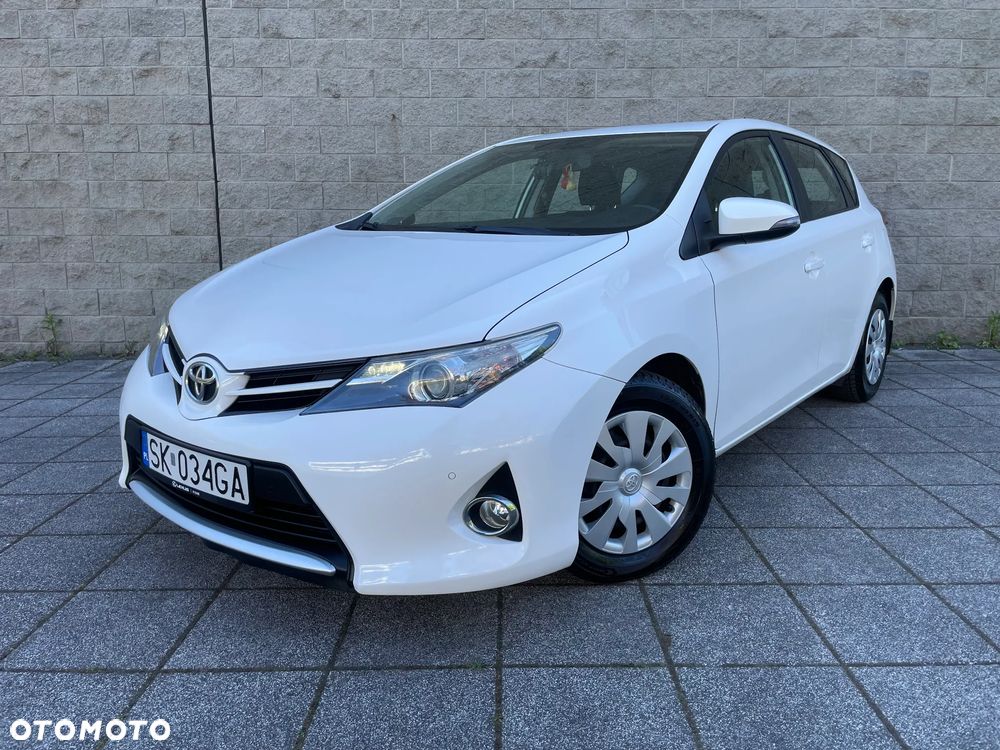 Toyota Auris 1.4 D-4D Dynamic - 1