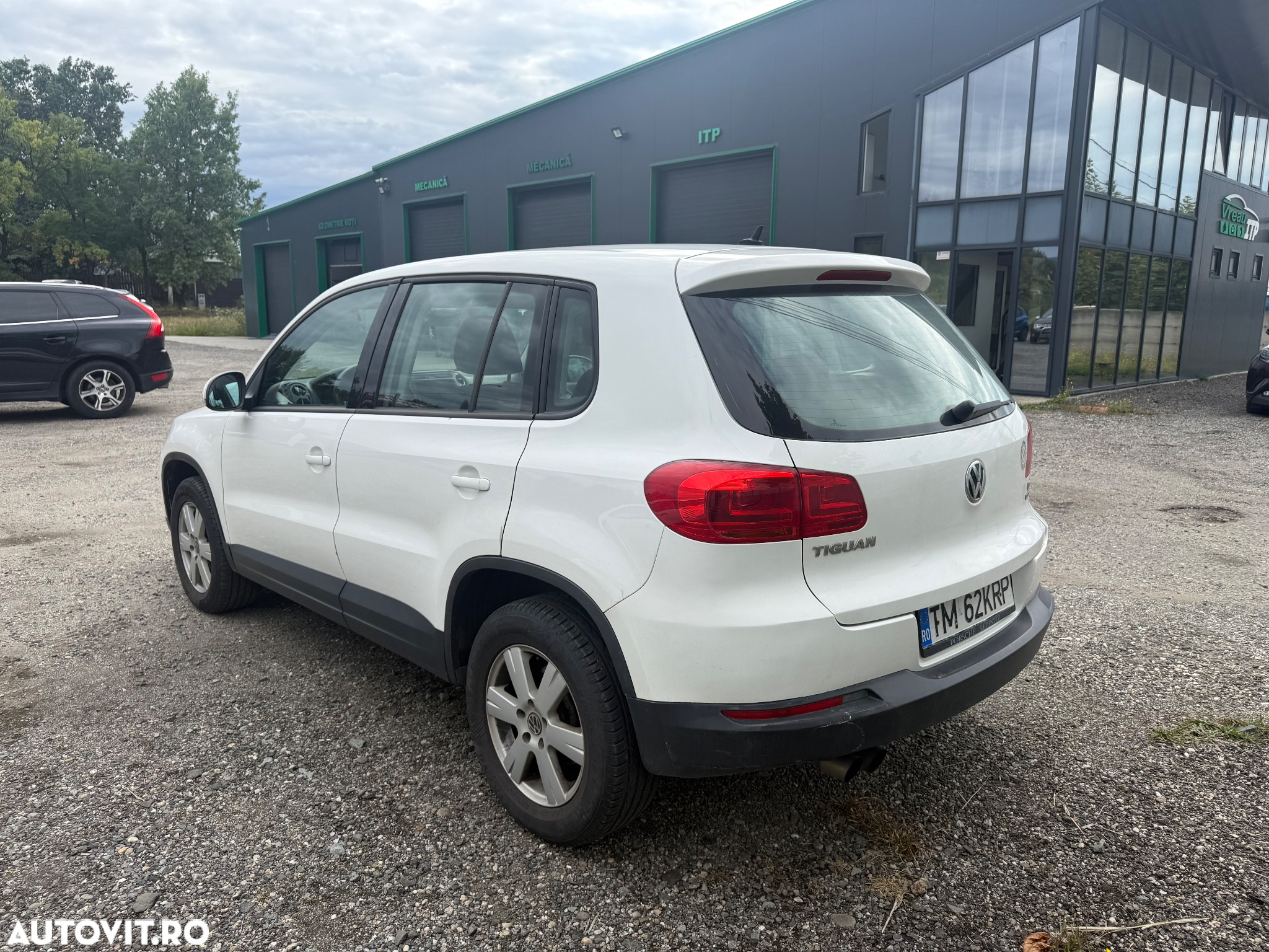 Volkswagen Tiguan 1.4 TSI BMT Sport&Style - 4