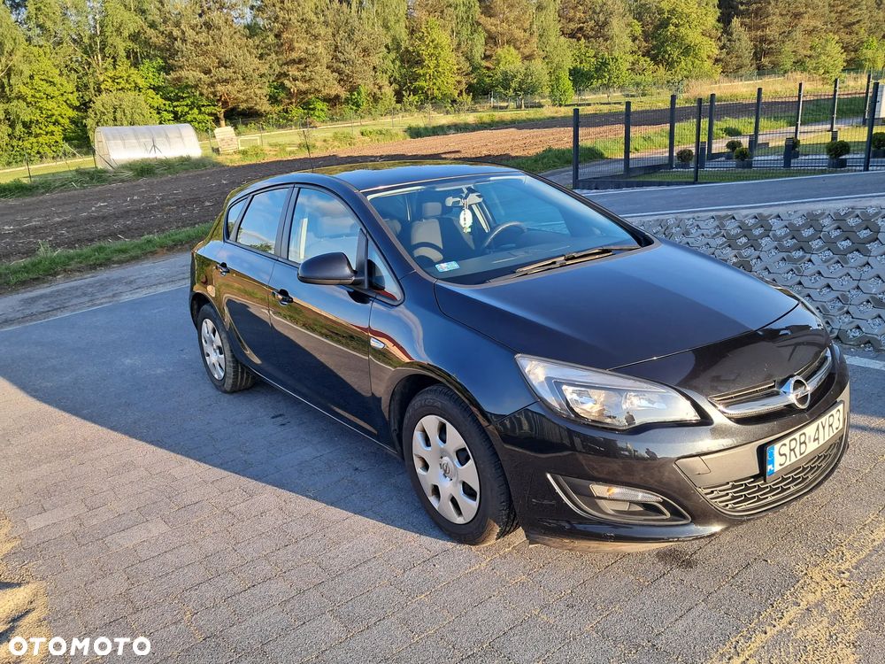 Opel Astra 1.6 Essentia - 2