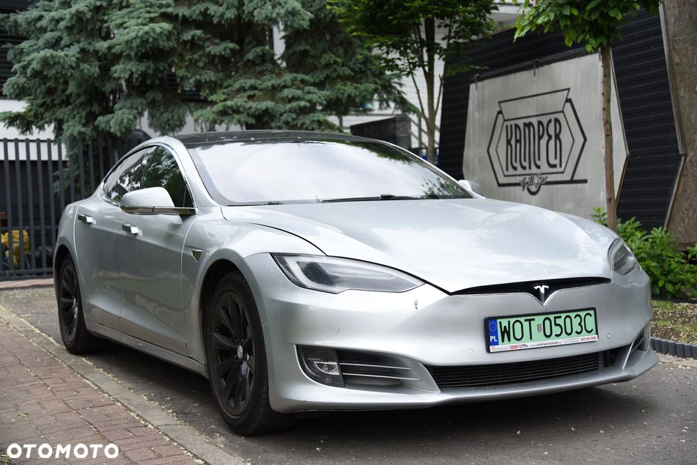 Tesla Model S 75D Allradantrieb - 3