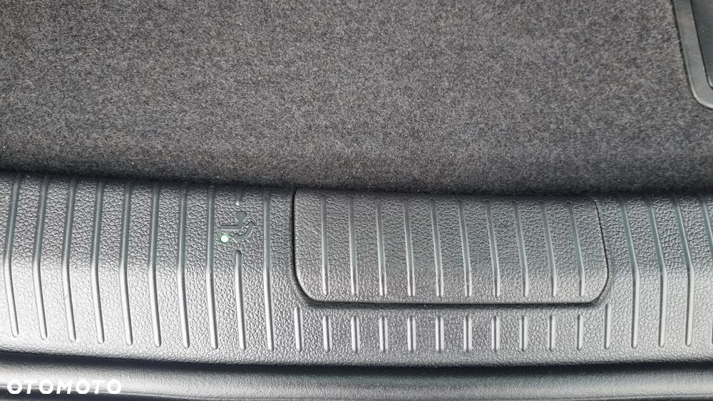 Volkswagen Golf Sportsvan 1.4 TSI BlueMotion Technology Lounge - 30