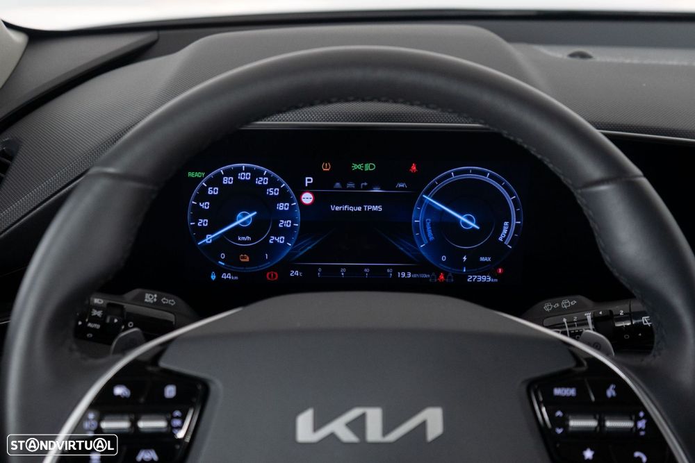 Kia Niro EV 64kWh Drive - 27