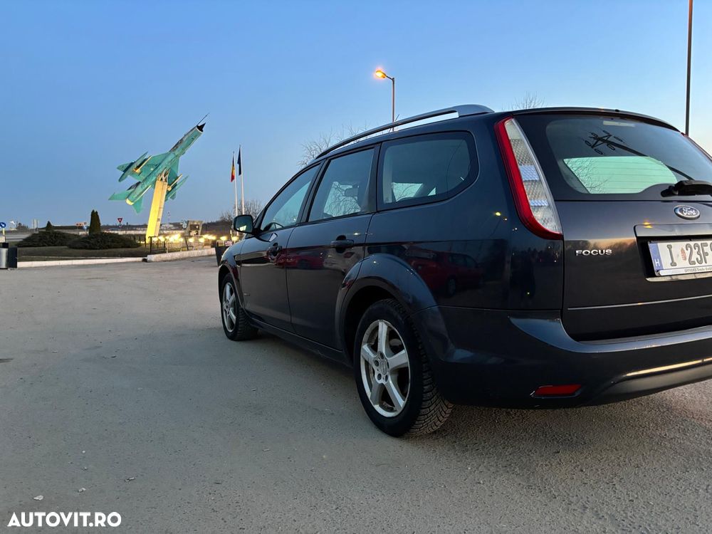 Ford Focus - 2