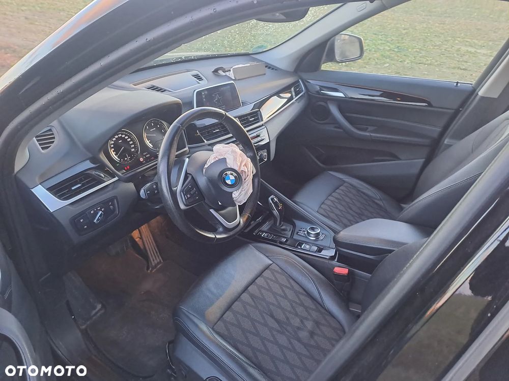 BMW X1 xDrive20d xLine - 11