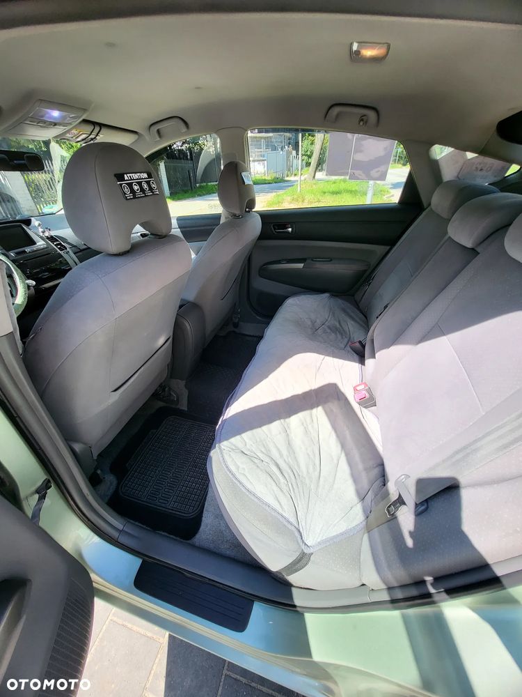 Toyota Prius - 6