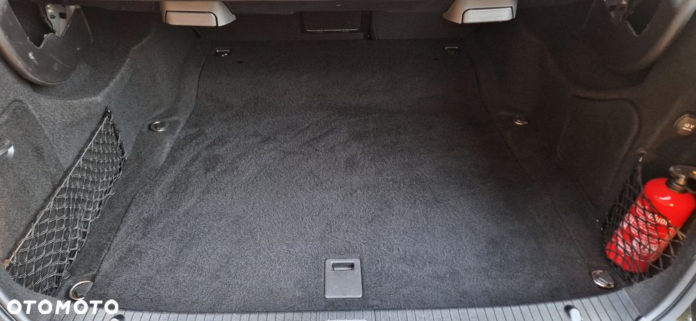 Mercedes-Benz Klasa E 63 AMG - 30