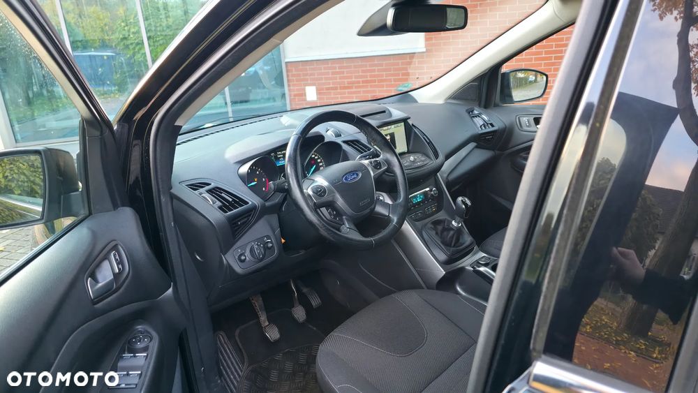 Ford Kuga 2.0 TDCi FWD Titanium - 15