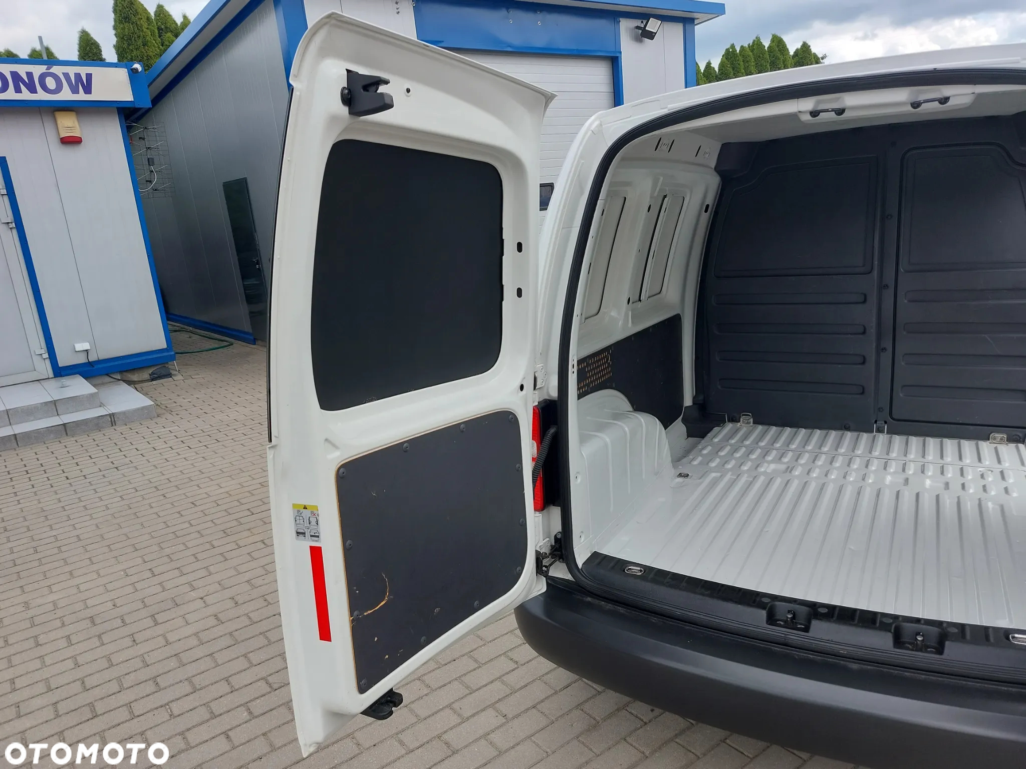 Volkswagen Caddy 1.6 TDI Comfortline - 15