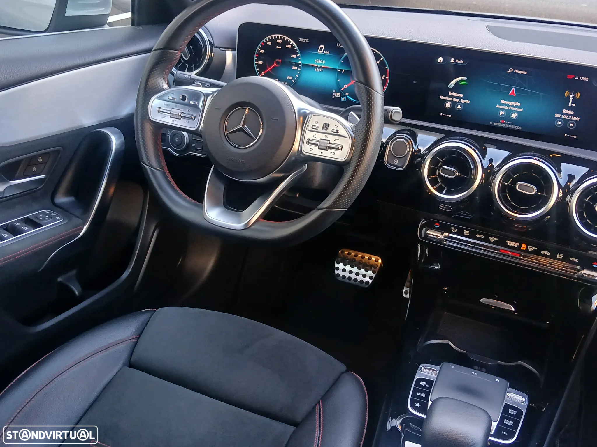 Mercedes-Benz A 180 d 7G-DCT AMG Line - 14