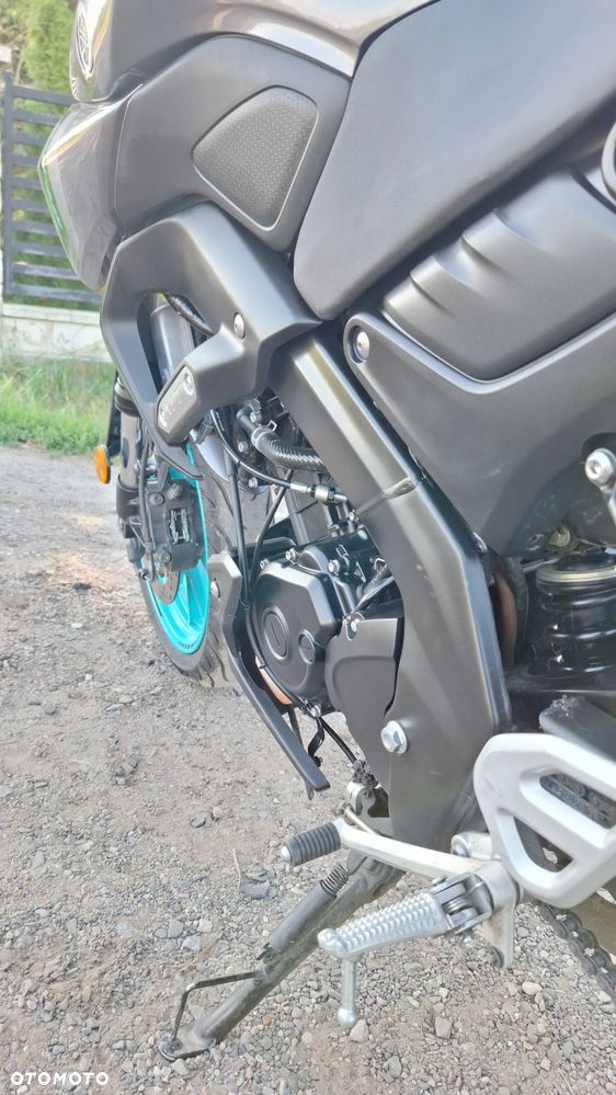 Yamaha MT - 29