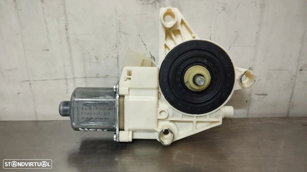 MOTOR ELETRICO DO VIDRO MERCEDES CLASSE C W204 S204 - FRENTE ESQUERDO / DIREITO / TRAS ESQ / TRAS DTO A2048200142 A2048200242 A2048200542 A2048200642 - 1
