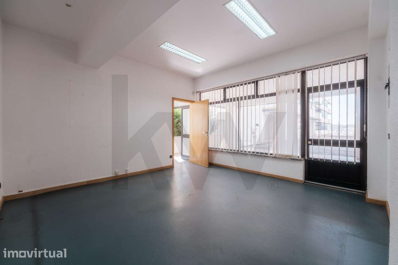 Loja de 75 m2 no Cidral | Excelente localização e potencial para habit - Grande imagem: 5/13