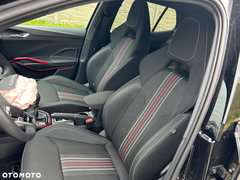 Skoda Fabia 1.0 TSI Monte Carlo - 6
