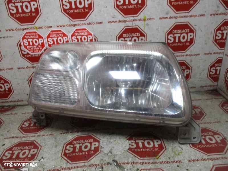 FAROL DIREITO SUZUKI GRAND VITARA I 2004 - - 4