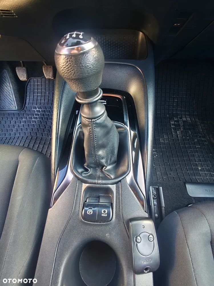 Toyota Corolla 1.2 T Active - 17