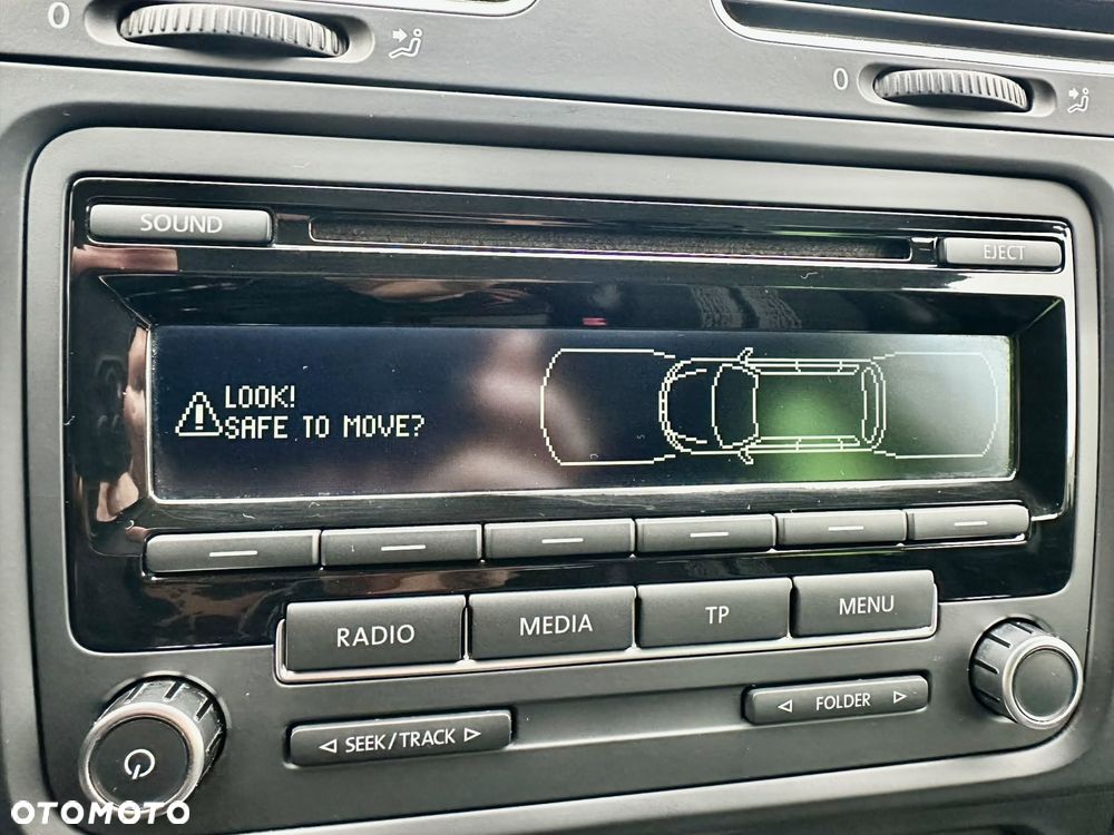 Volkswagen Golf 1.6 TDI Comfortline DSG - 7