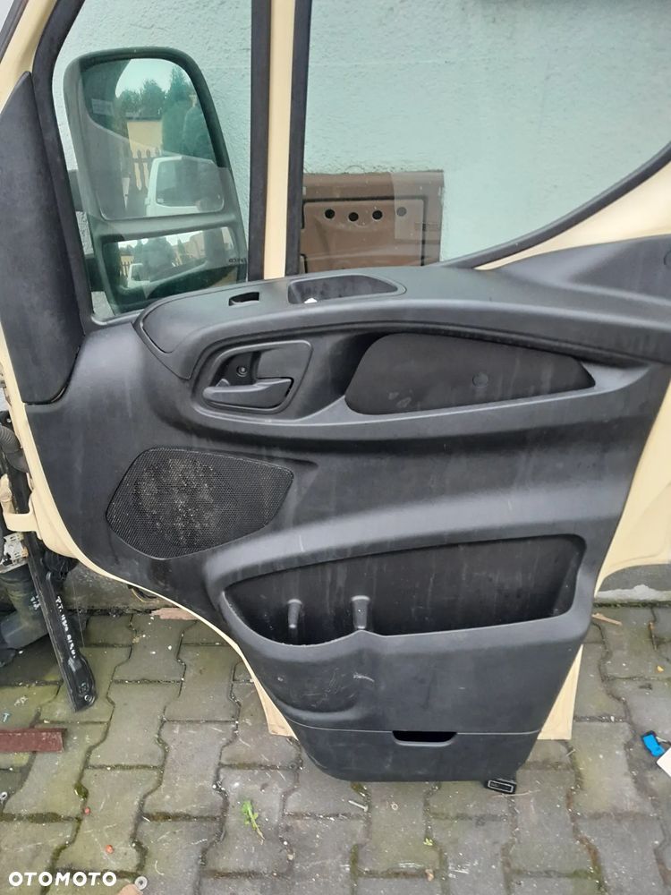 Boczek prawy Iveco Daily 14- - 1
