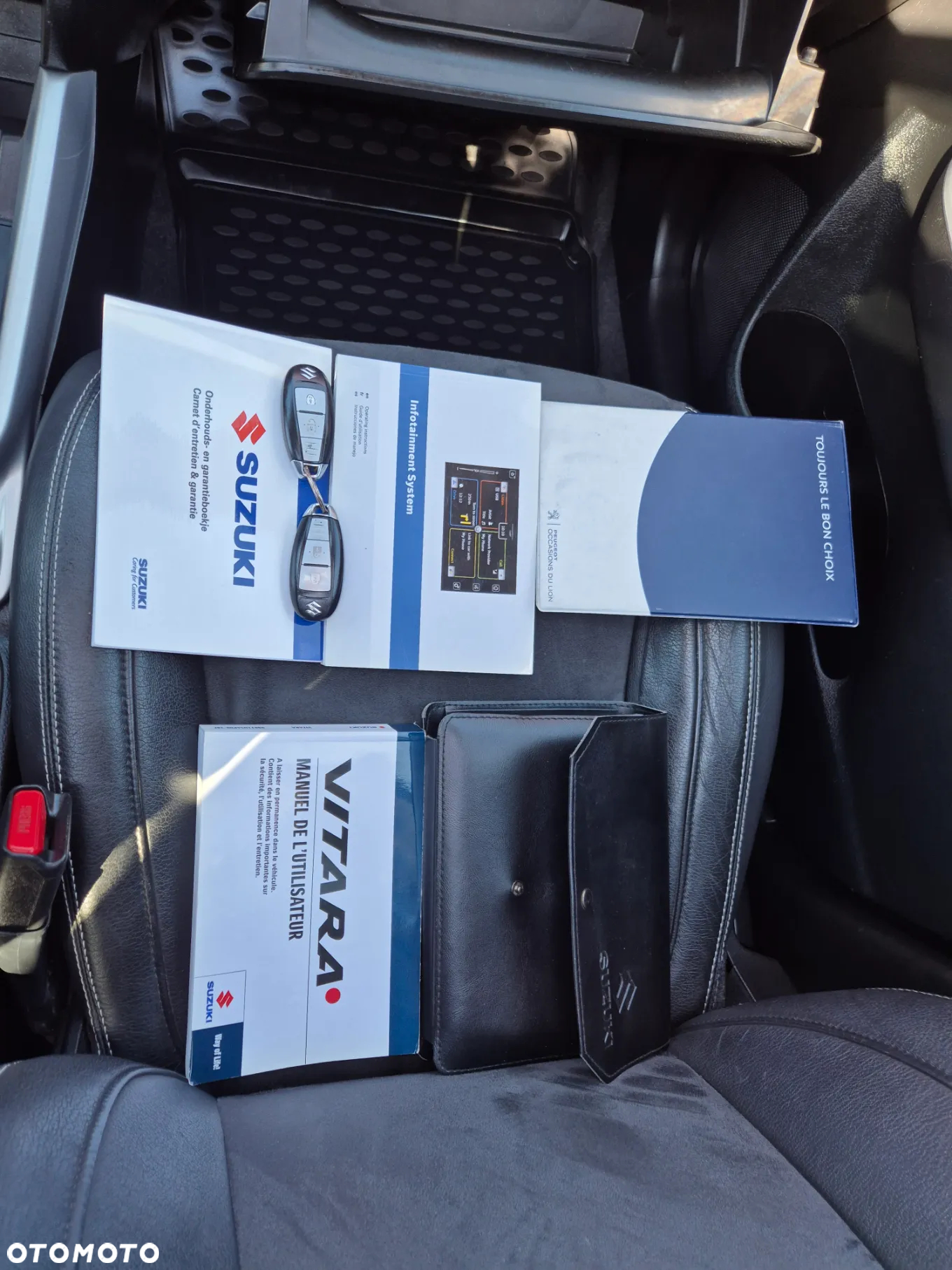 Suzuki Vitara 1.6 Premium 4WD - 38