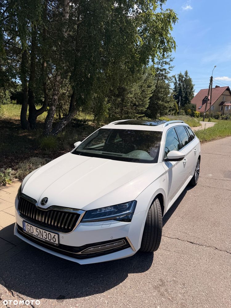 Skoda Superb 2.0 TDI SCR 4x4 L&K DSG - 1