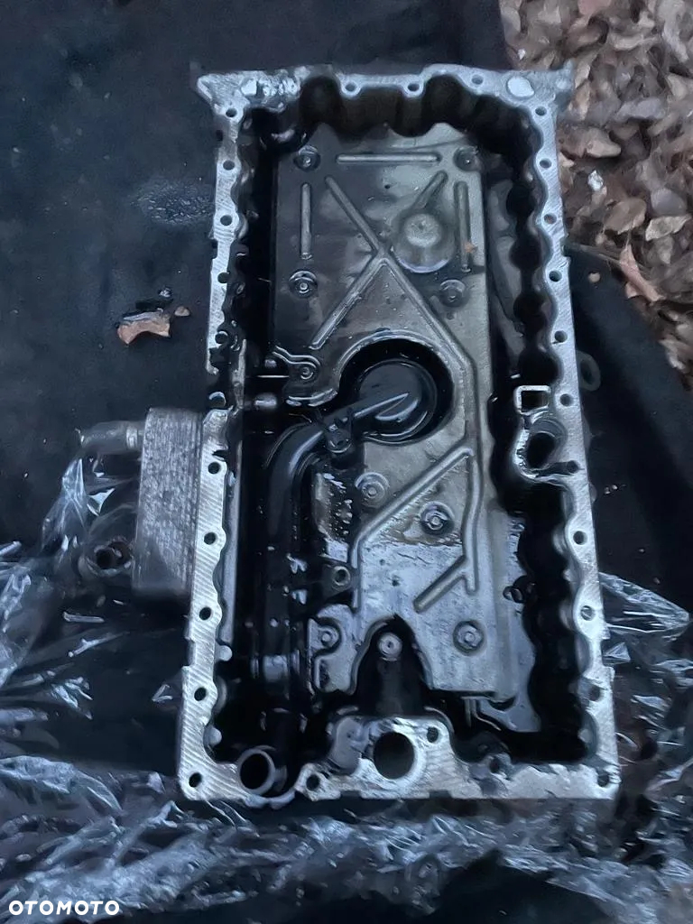 miska olejowa volvo 2.4 d5 kompletna 30777966 - 2