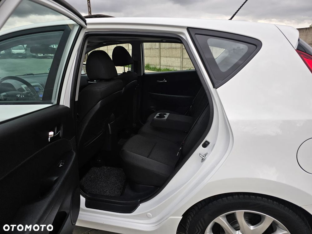 Hyundai i30 1.4 White Edition - 10
