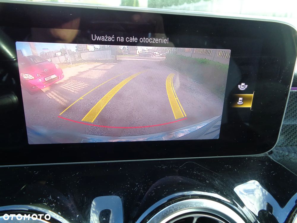 Mercedes-Benz GLB 250 4Matic 8G-DCT Special Edition - 23