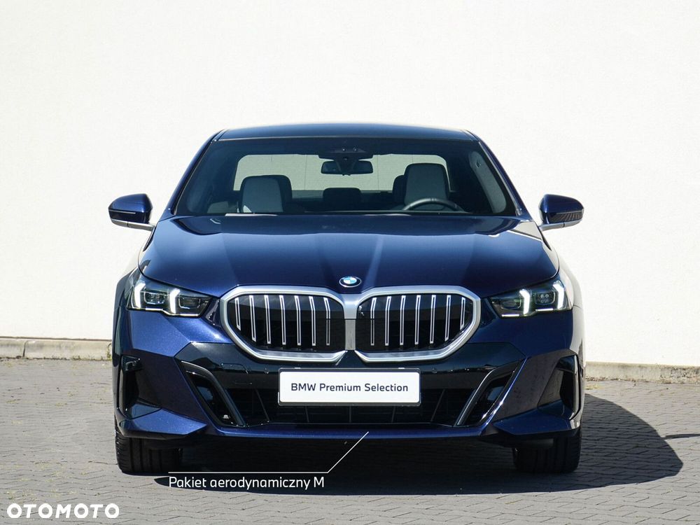 BMW Seria 5 520d xDrive - 6