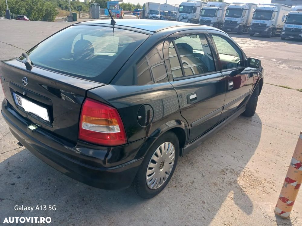 Opel Astra - 3