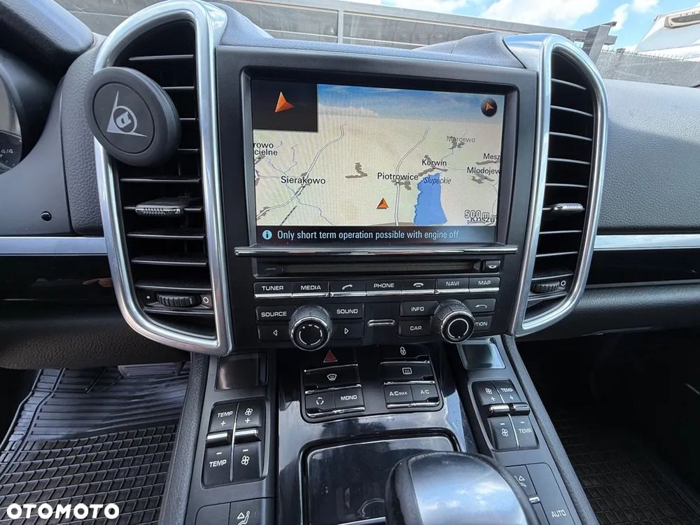 Porsche Cayenne Diesel Platinum Edition - 22