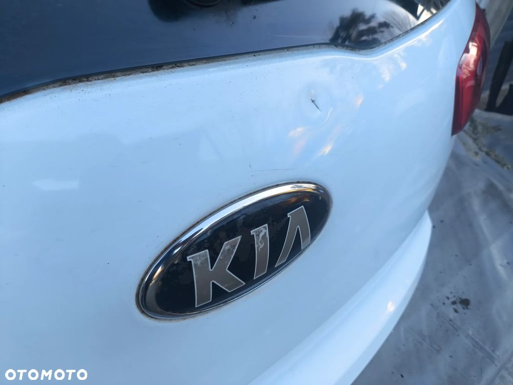 KIA SPORTAGE III KLAPA BAGAŻNIKA LAMPY KOMPLETNA KOLOR WD - 6