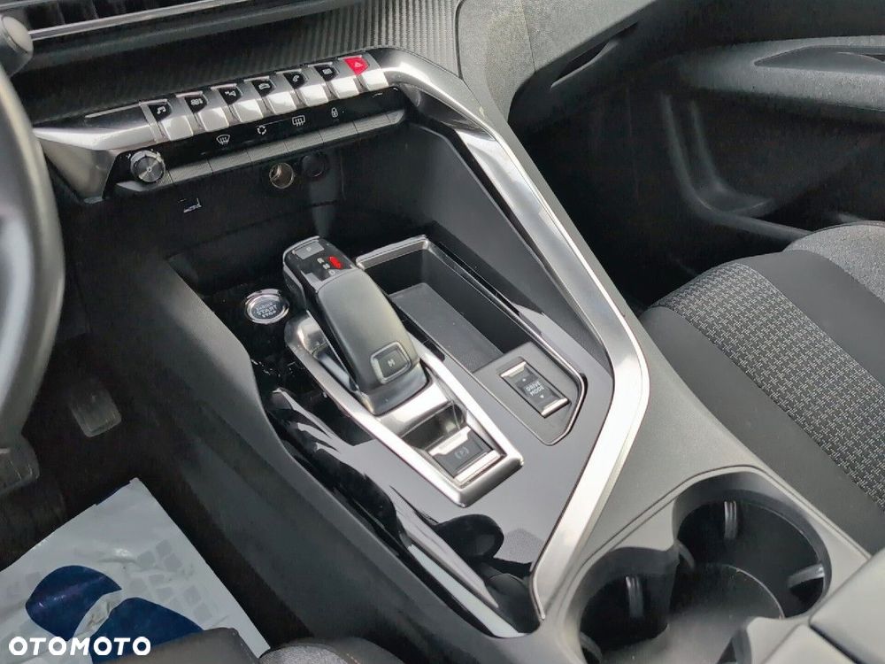 Peugeot 5008 1.2 PureTech Active Pack S&S EAT8 - 13