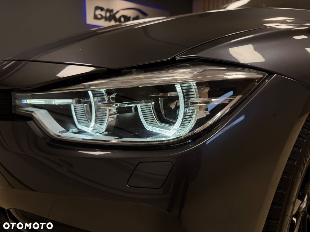 BMW Seria 3 320i xDrive Sport Line Sport - 7