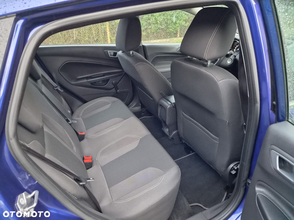Ford Fiesta - 11