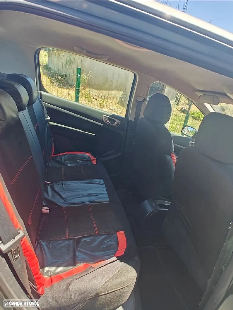 Peugeot 307 1.4 HDi Navtech - 4