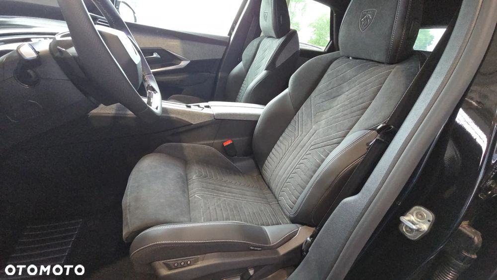 Peugeot 3008 1.2 PureTech mHEV GT E-DCS6 - 22